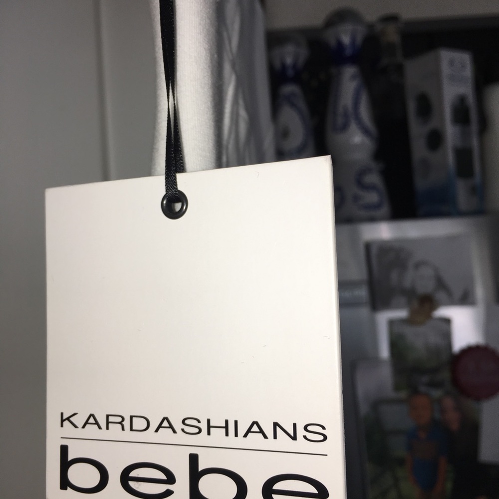 Bebe - Picture 4 of 5